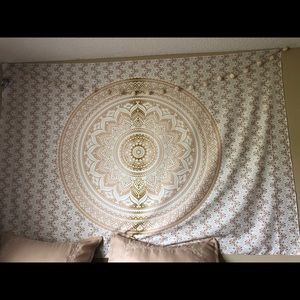 Wall tapestry, tan and white